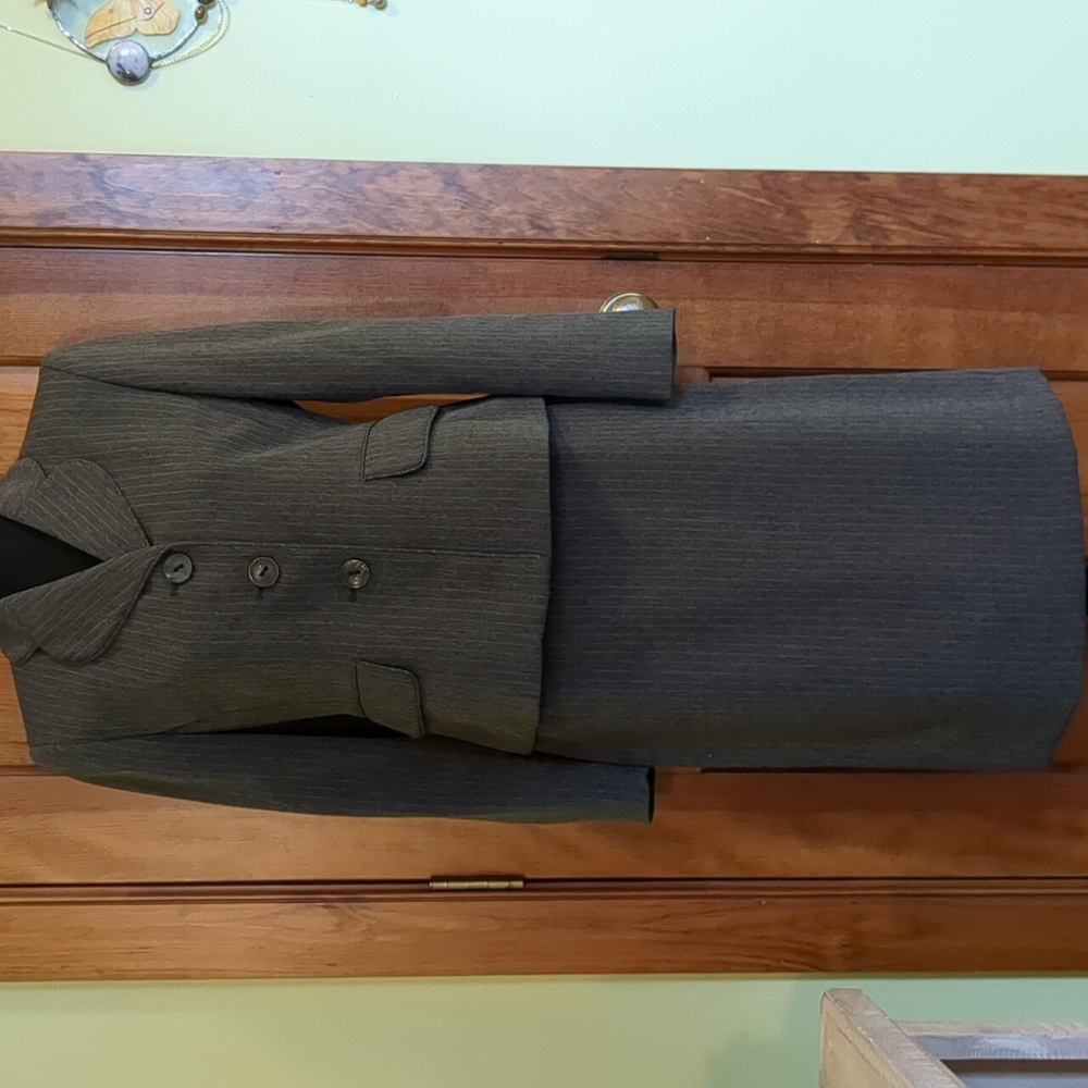 Evan-Picone pinstripe Suit!